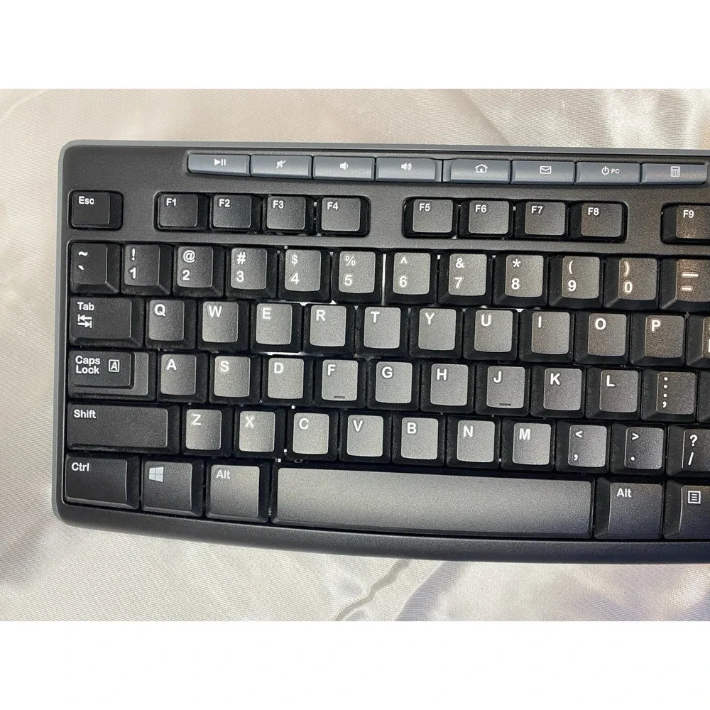 Logitech K270 Wireless Keyboard Untested FOR PARTS- No USB Receiver